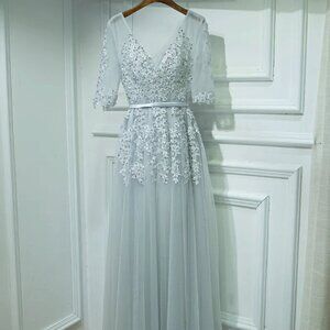 Grey Long Sleeves Lace Tulle Bridal/Prom Dress